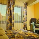 Hotel Tulip - Centre 3*