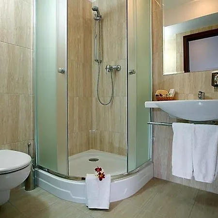 Tulip - Centre Готель 3*