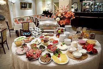 Tulip - Centre Hotel 3*