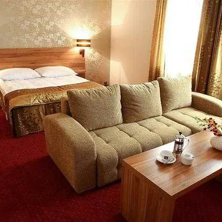 Tulip - Centre 3* Вроцлав