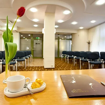 Tulip - Centre 3* Вроцлав
